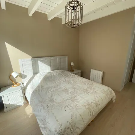 Du Dolmen Des Trois Hiboux * Ardillieres