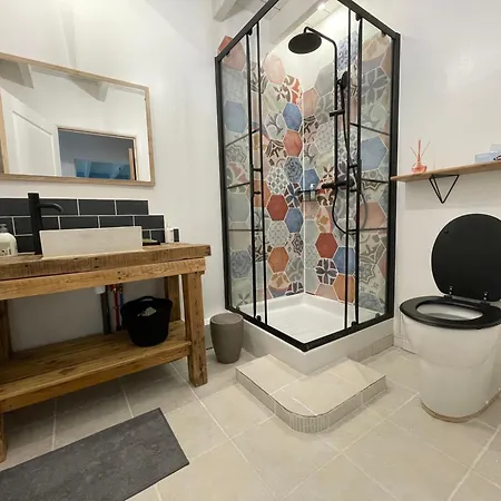 Du Dolmen Des Trois Hiboux Apartment *