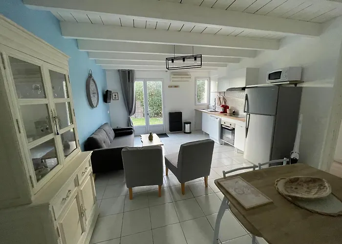 Apartment Du Dolmen Des Trois Hiboux Ardillieres